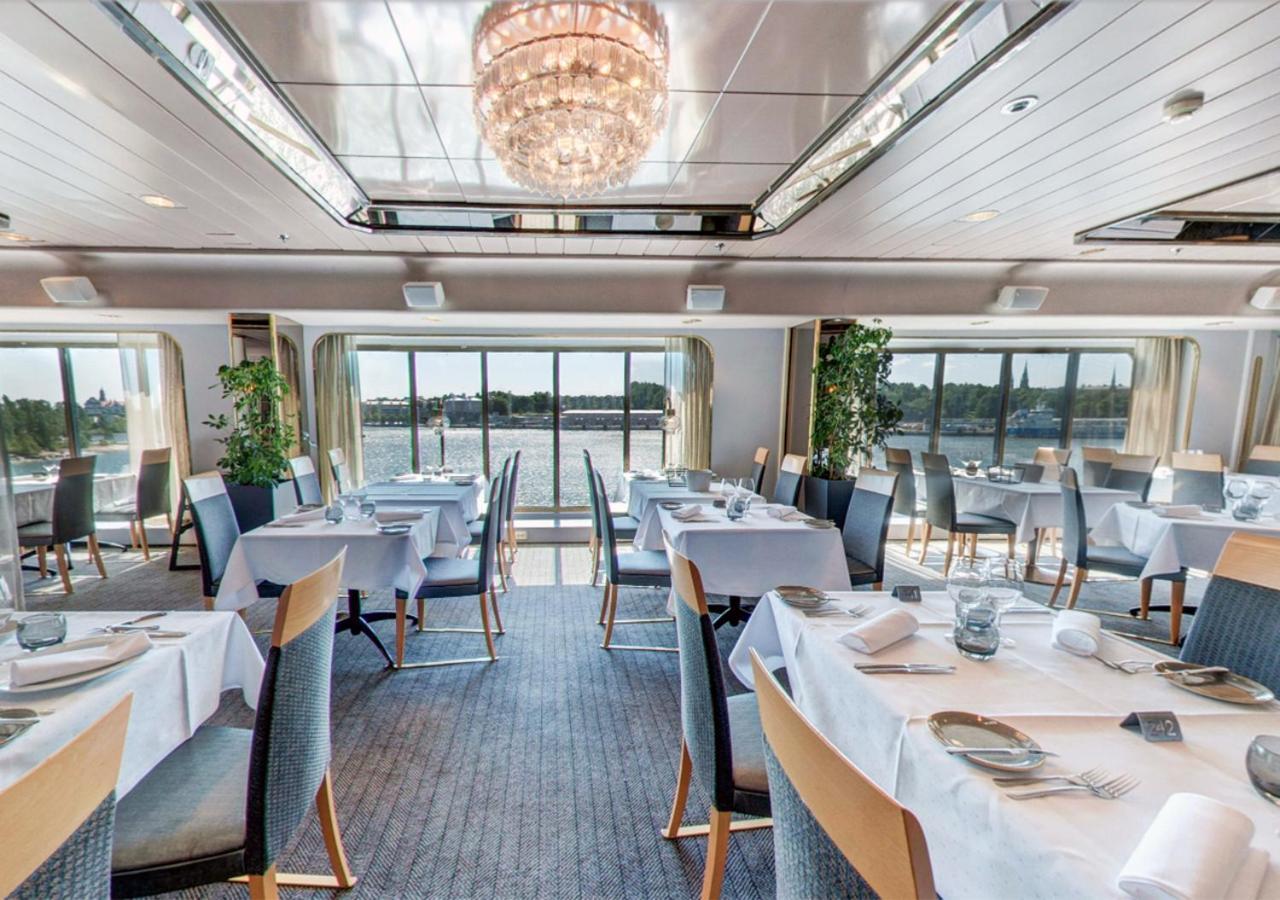 Viking Line Ferry Gabriella - One-Way Journey From Stockholm To Helsinki 호텔 외부 사진